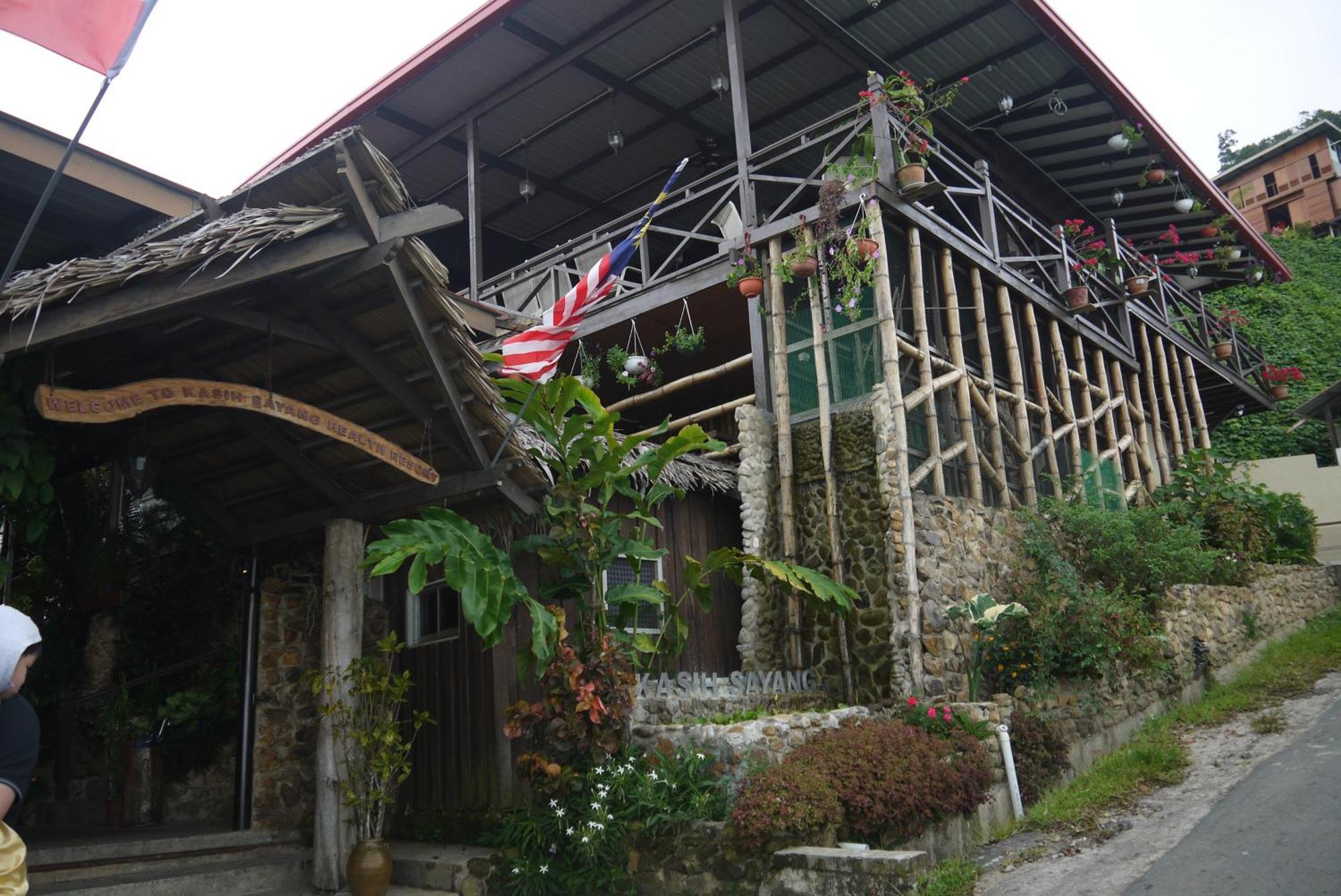 Kasih Sayang Hill Resort Kota Kinabalu Exterior photo