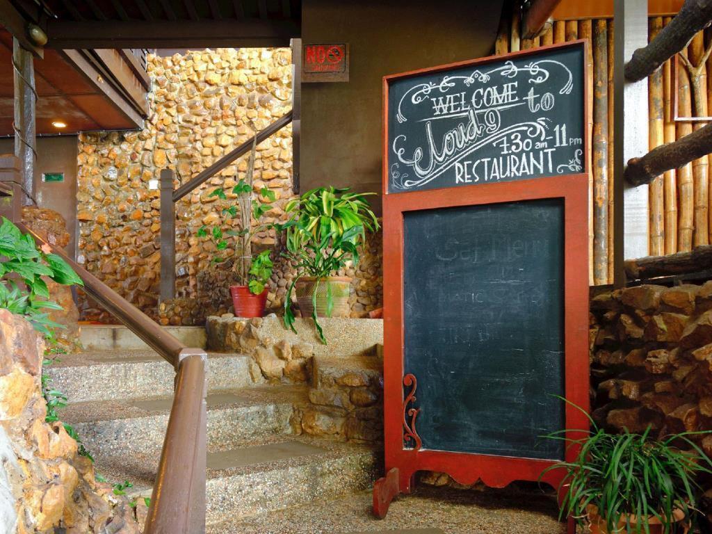 Kasih Sayang Hill Resort Kota Kinabalu Exterior photo