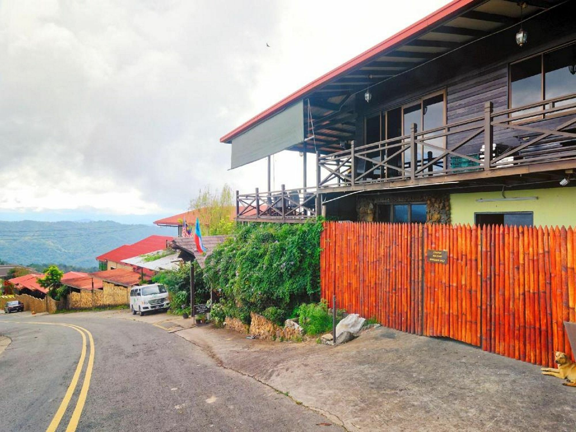 Kasih Sayang Hill Resort Kota Kinabalu Exterior photo